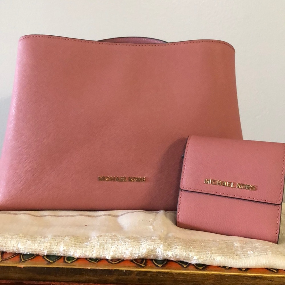 Michael Kors Purse & Wallet Deep Pink/Mauve